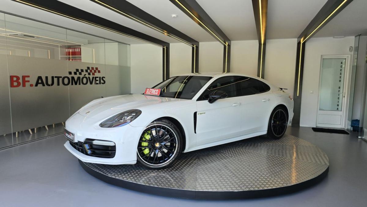 porsche-panamera-2017-hibrido-2894cc