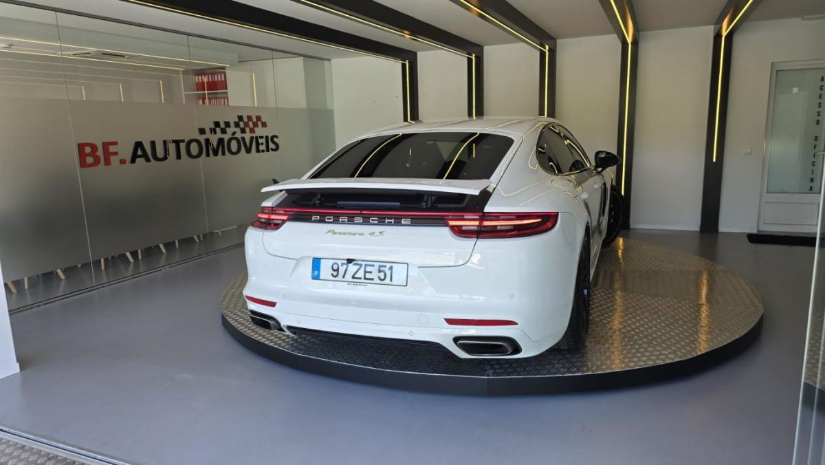 porsche-panamera-2017-hibrido-2894cc