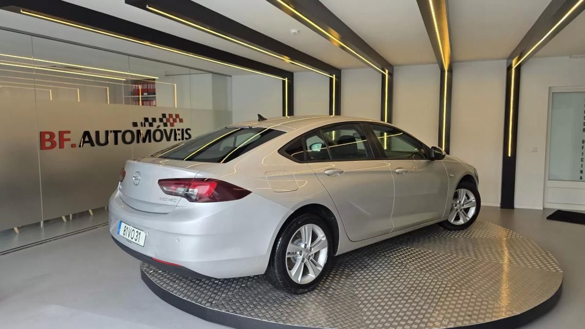 opel-insignia-grand-sport-2018-diesel-1598cc