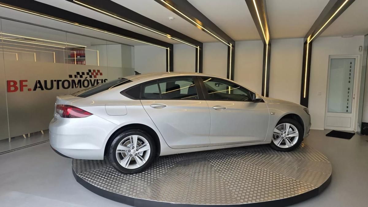 opel-insignia-grand-sport-2018-diesel-1598cc