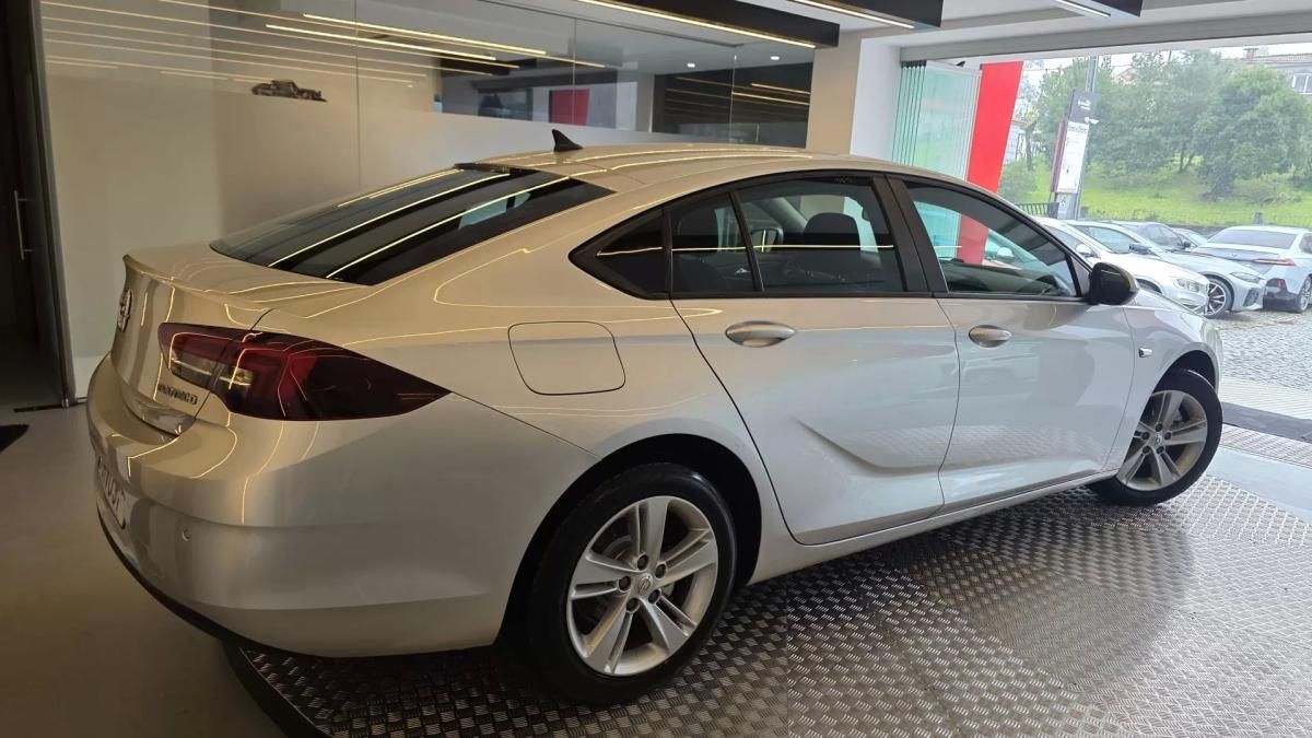opel-insignia-grand-sport-2018-diesel-1598cc
