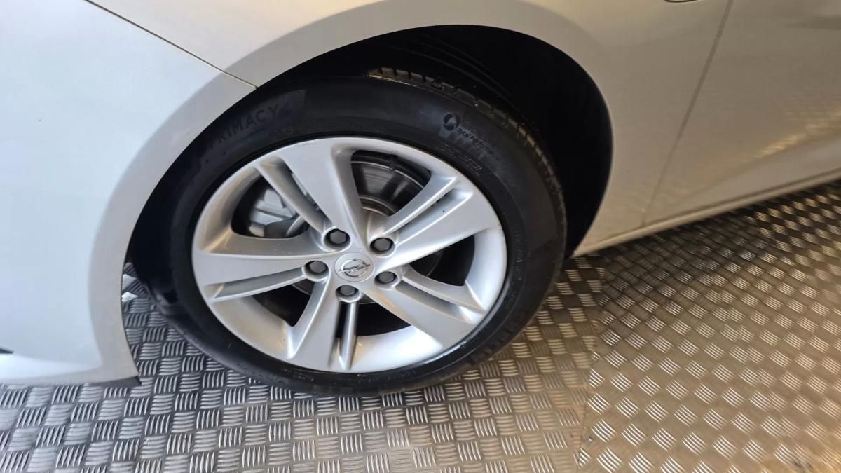 opel-insignia-grand-sport-2018-diesel-1598cc