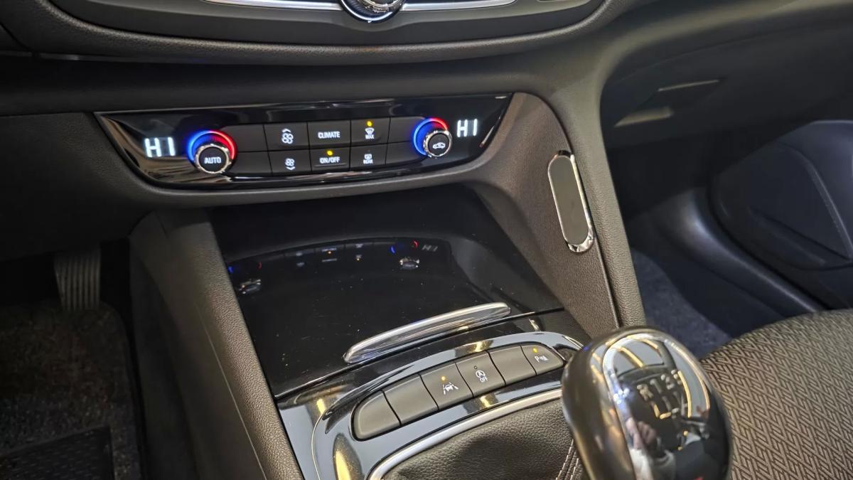 opel-insignia-grand-sport-2018-diesel-1598cc