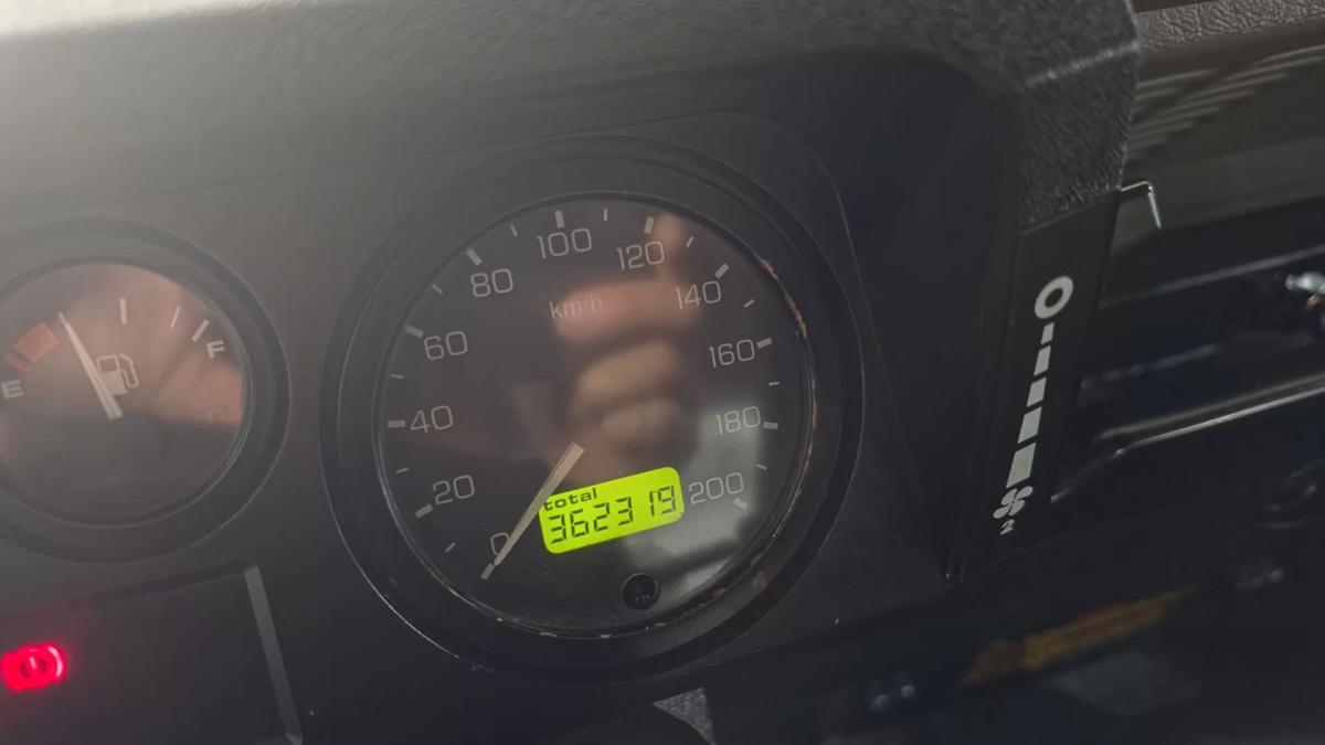 land-rover-defender-1999-diesel-2495cc