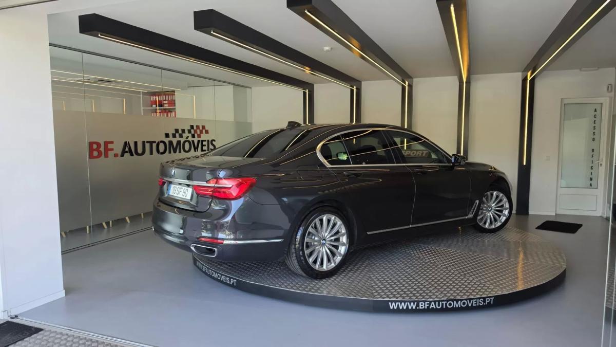 bmw-serie-7-2016-diesel-2993cc