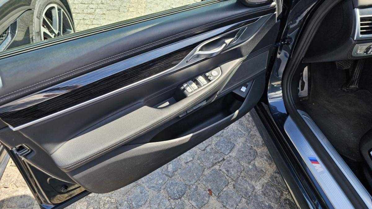 bmw-serie-7-2017-diesel-2993cc