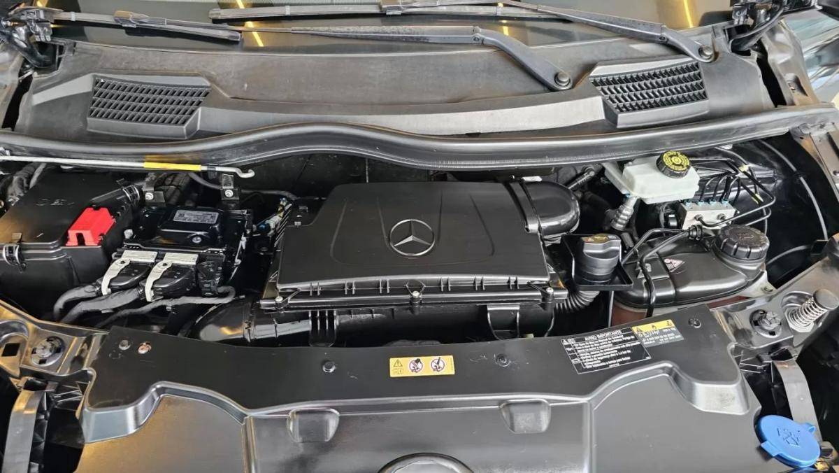 mercedes-benz-vito-2019-diesel-1749cc