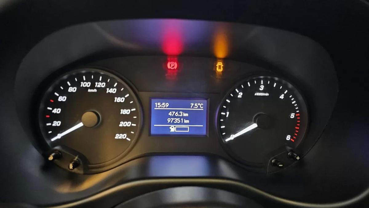 mercedes-benz-vito-2019-diesel-1749cc