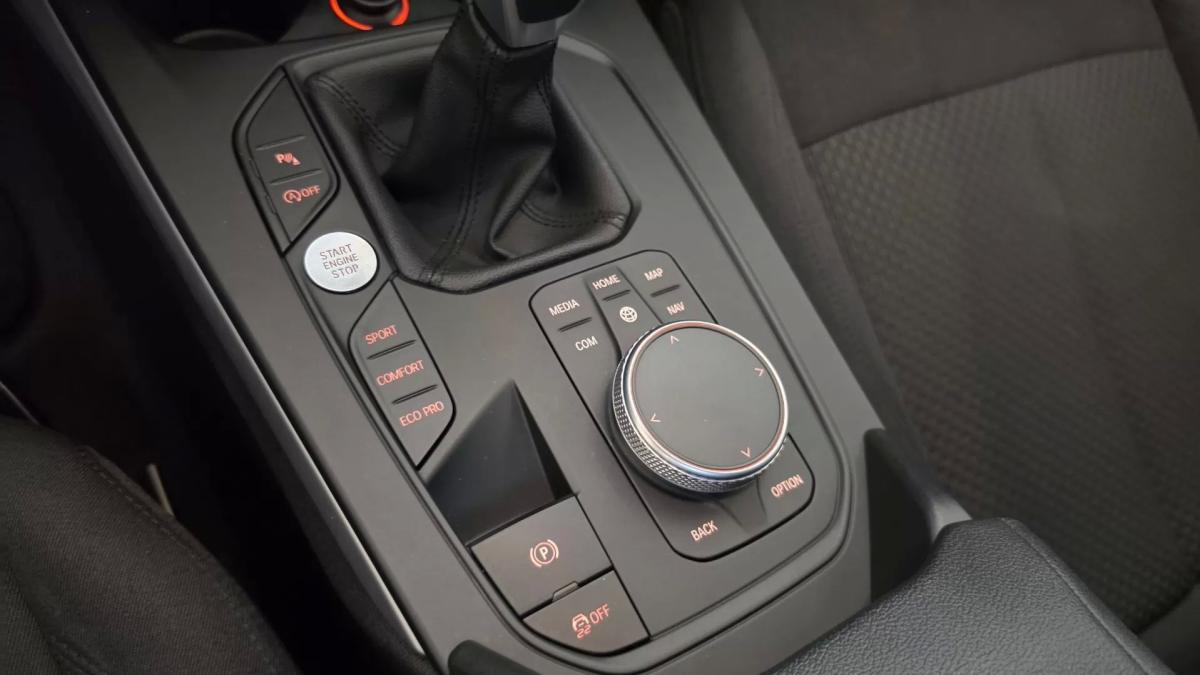 bmw-serie-1-2019-diesel-1496cc