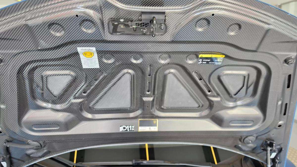 lamborghini-huracan-2024-gasolina-5204cc
