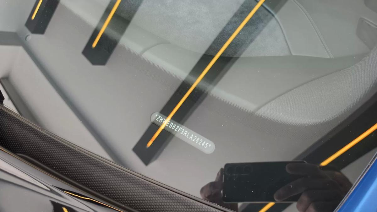 lamborghini-huracan-2024-gasolina-5204cc