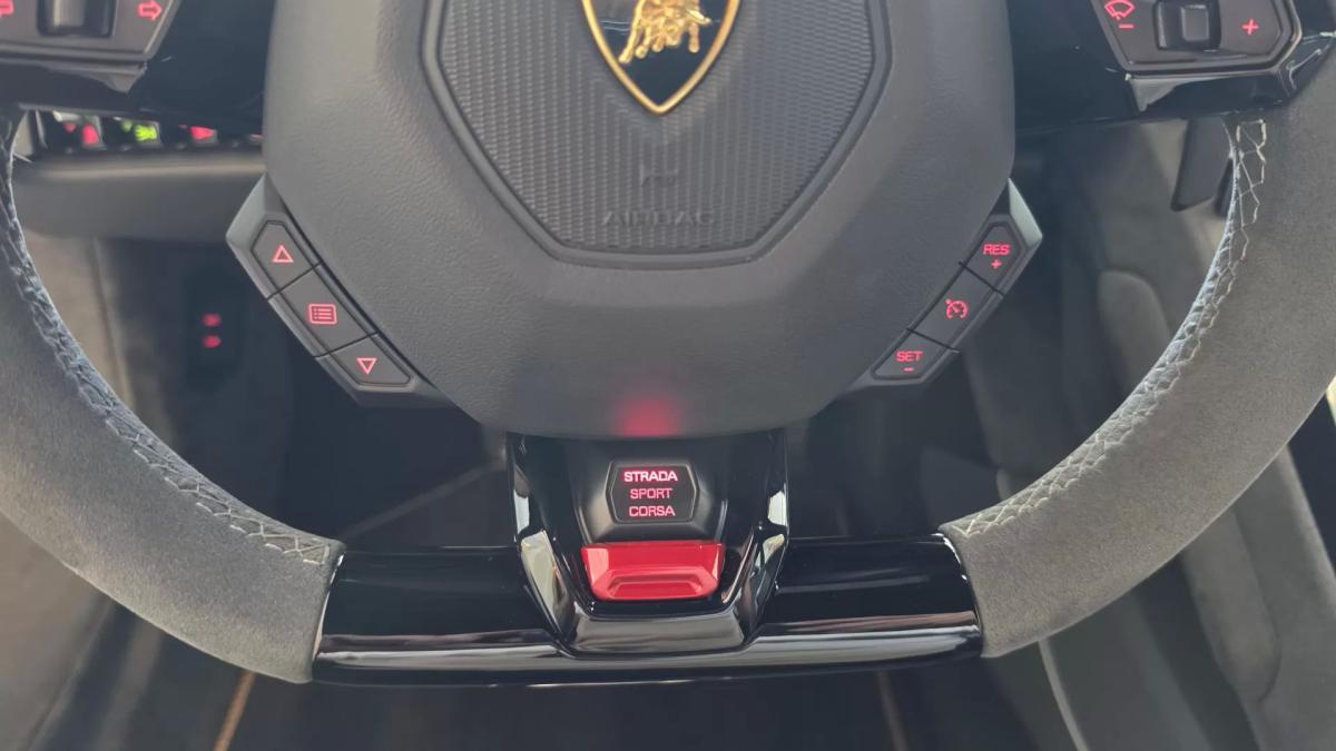 lamborghini-huracan-2024-gasolina-5204cc