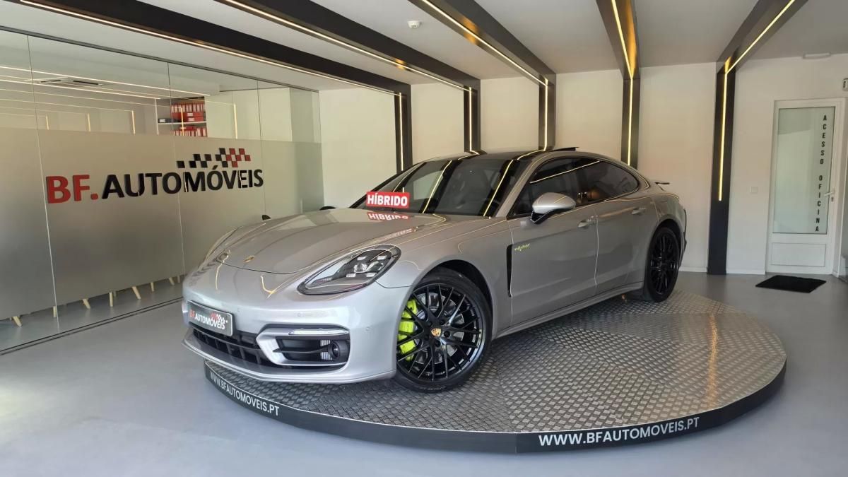 porsche-panamera-2023-hibrido-2894cc