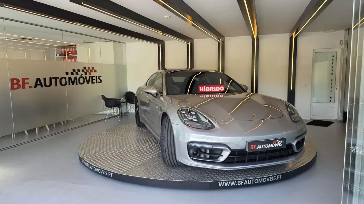 porsche-panamera-2023-hibrido-2894cc