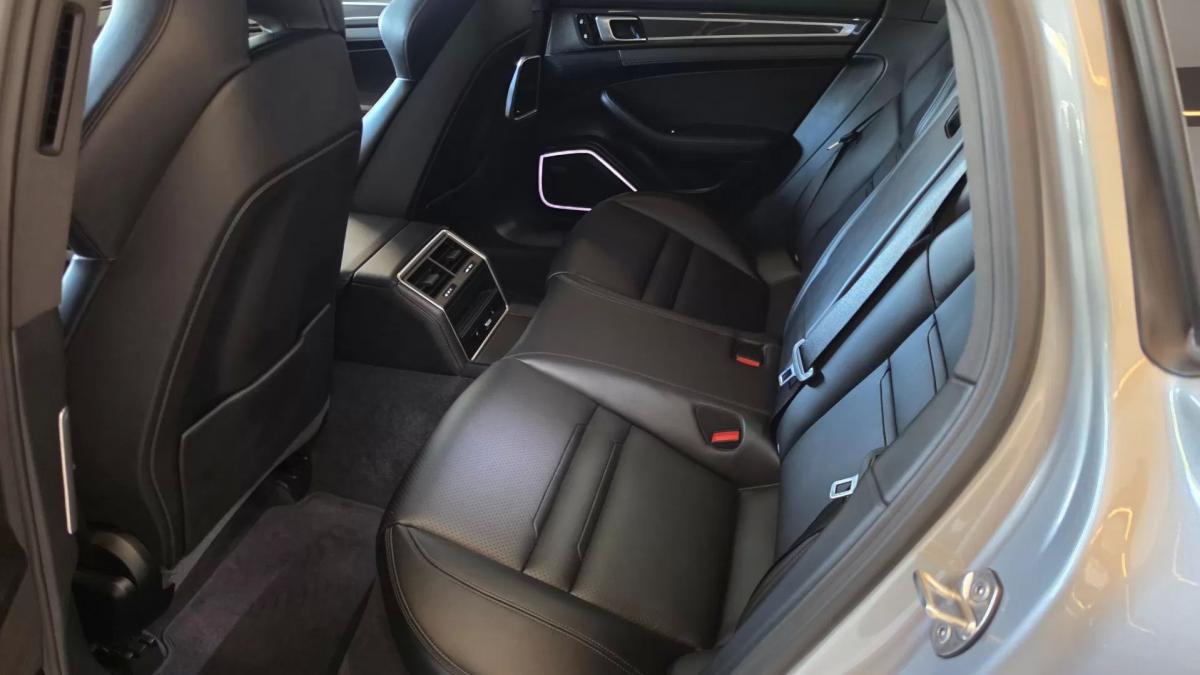 porsche-panamera-2023-hibrido-2894cc
