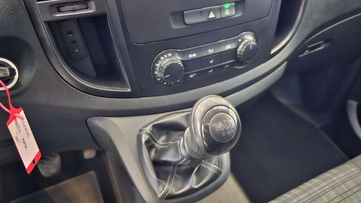 mercedes-benz-vito-2019-diesel-1749cc