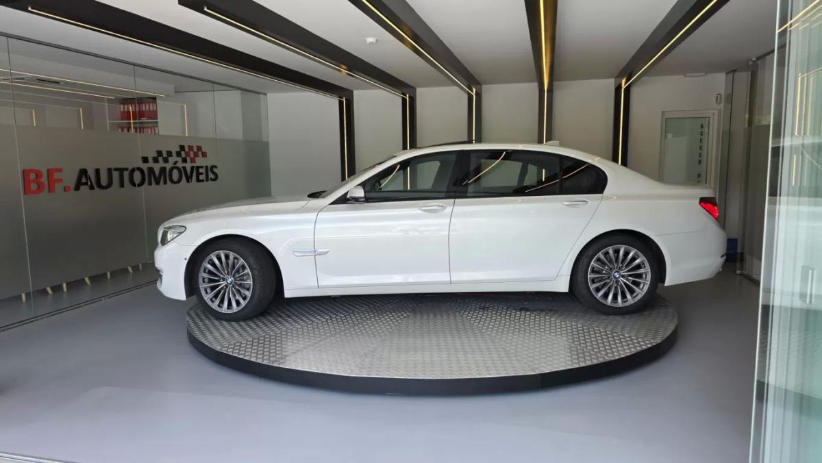 bmw-serie-7-2013-diesel-2993cc