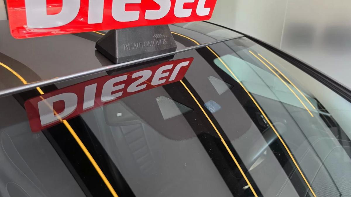 mercedes-benz-cls-2019-diesel-1950cc