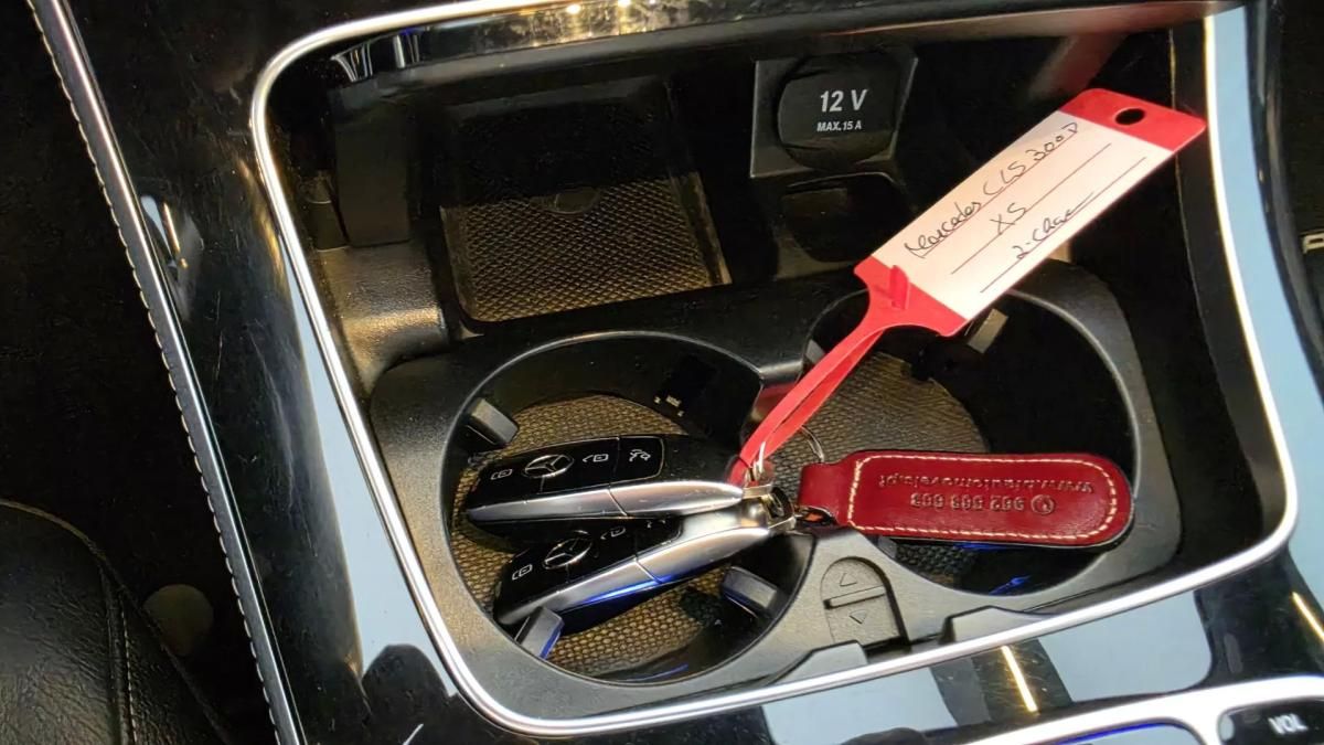 mercedes-benz-cls-2019-diesel-1950cc