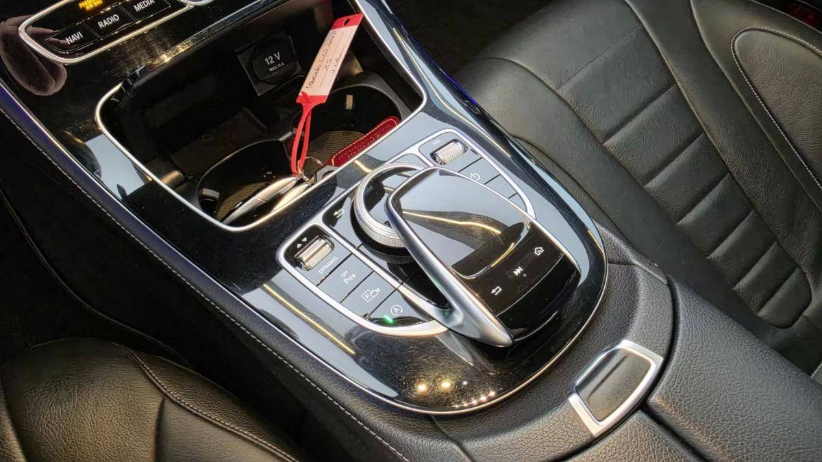 mercedes-benz-cls-2019-diesel-1950cc