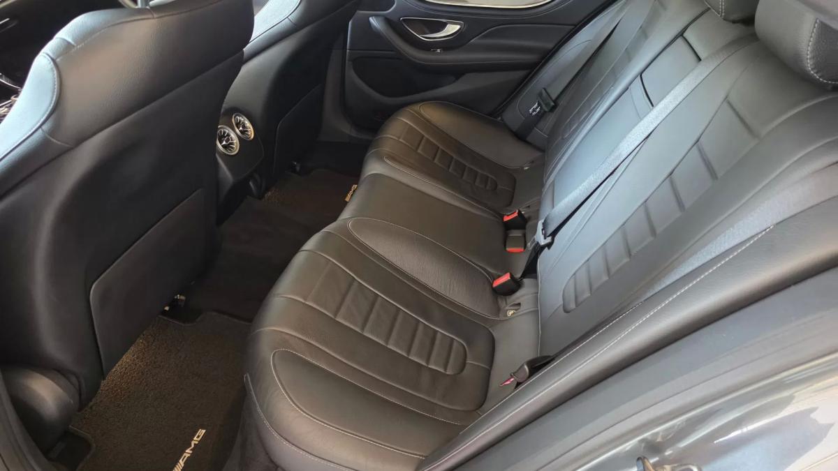 mercedes-benz-cls-2019-diesel-1950cc