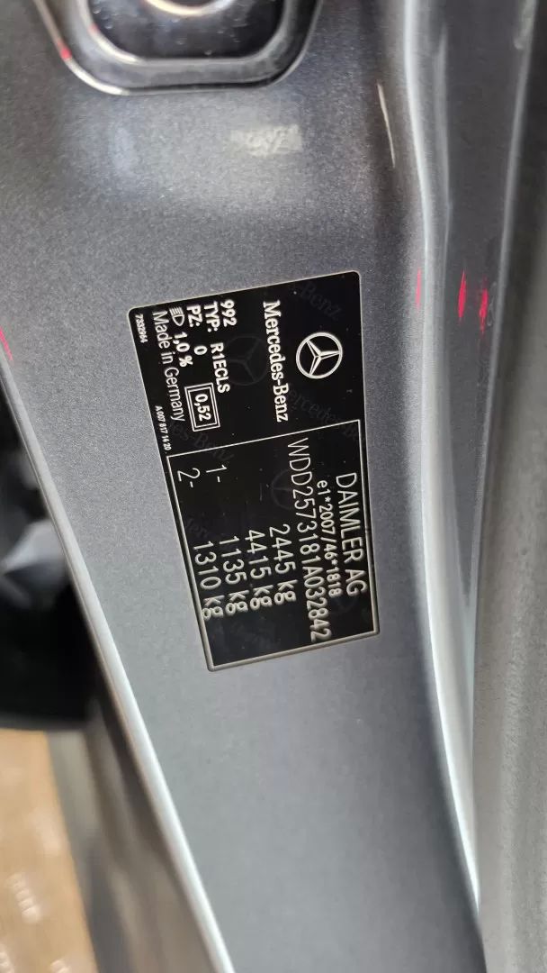 mercedes-benz-cls-2019-diesel-1950cc
