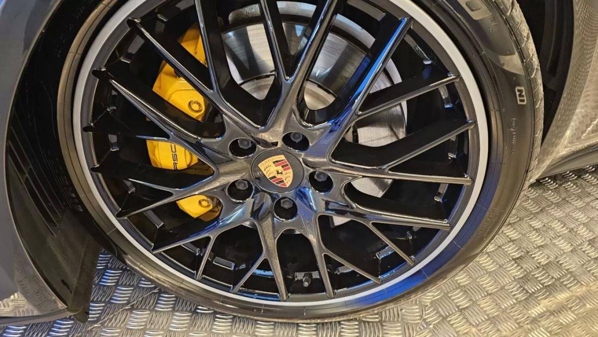 porsche-panamera-sport-turismo-2018-hibrido-a-gasolina-2894cc