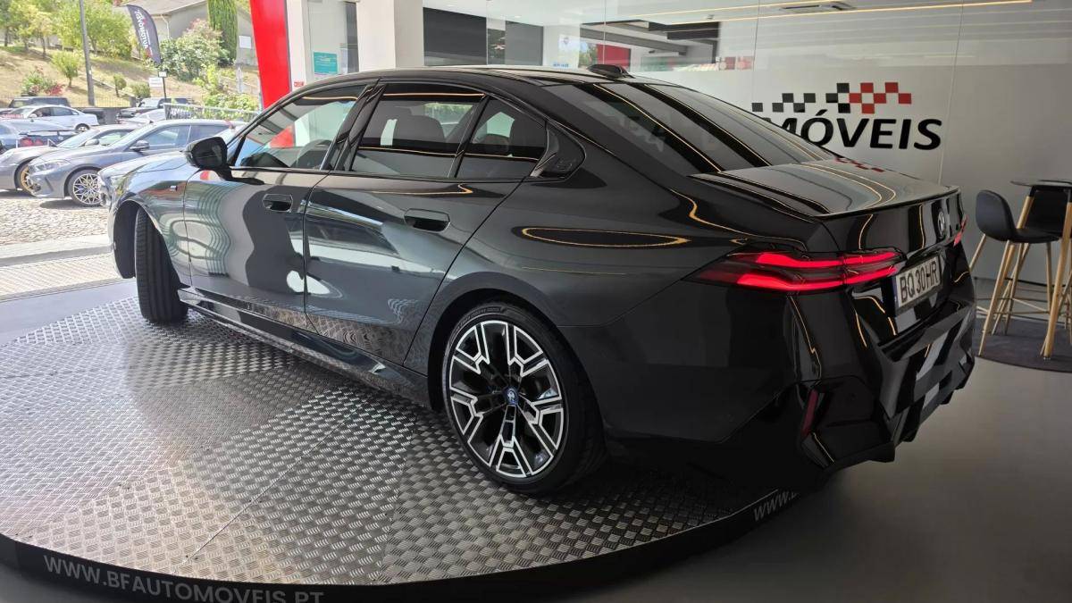 bmw-serie-i-2025-eletrico-0cc
