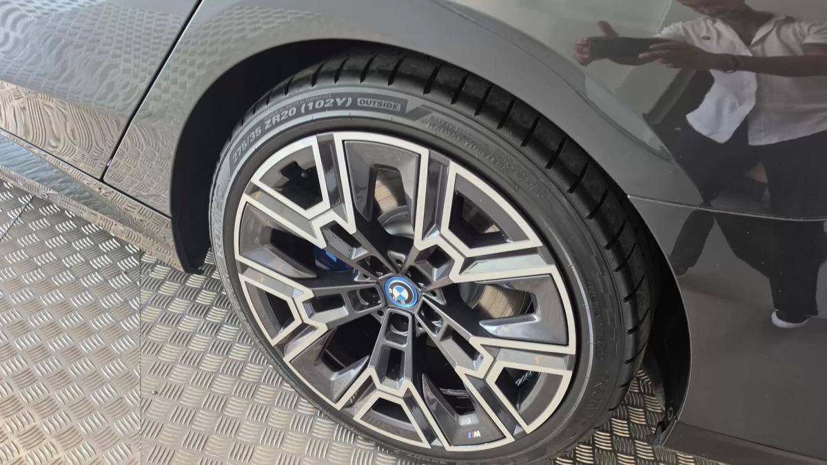 bmw-serie-i-2025-eletrico-0cc