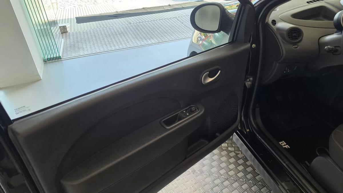renault-twingo-2009-diesel-1461cc