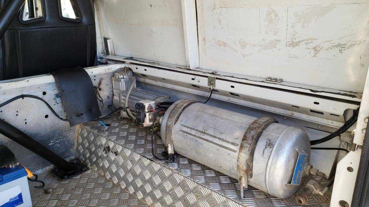 land-rover-defender-2001-diesel-2495cc
