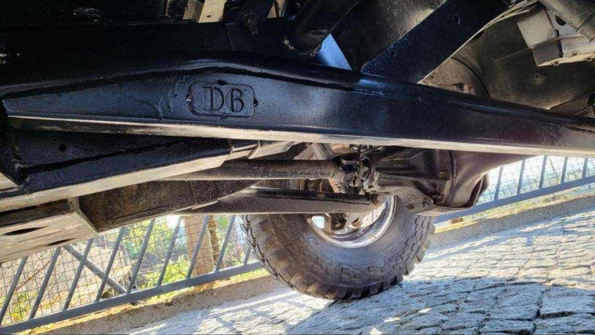 land-rover-defender-2001-diesel-2495cc
