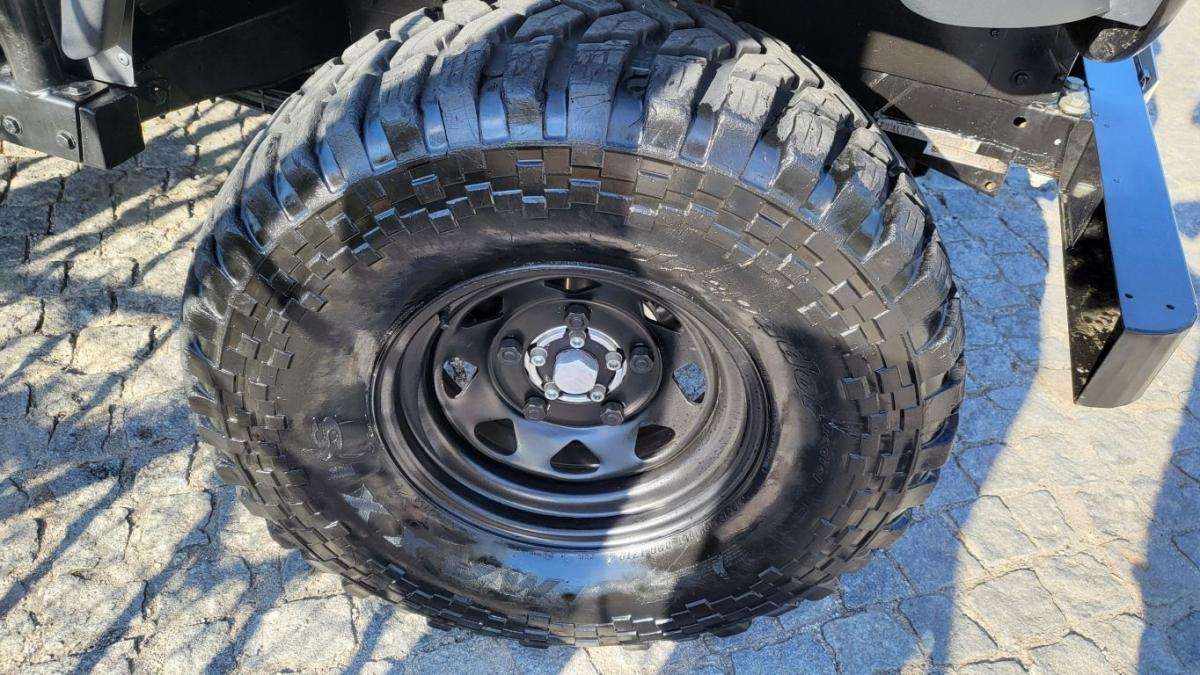 land-rover-defender-2001-diesel-2495cc