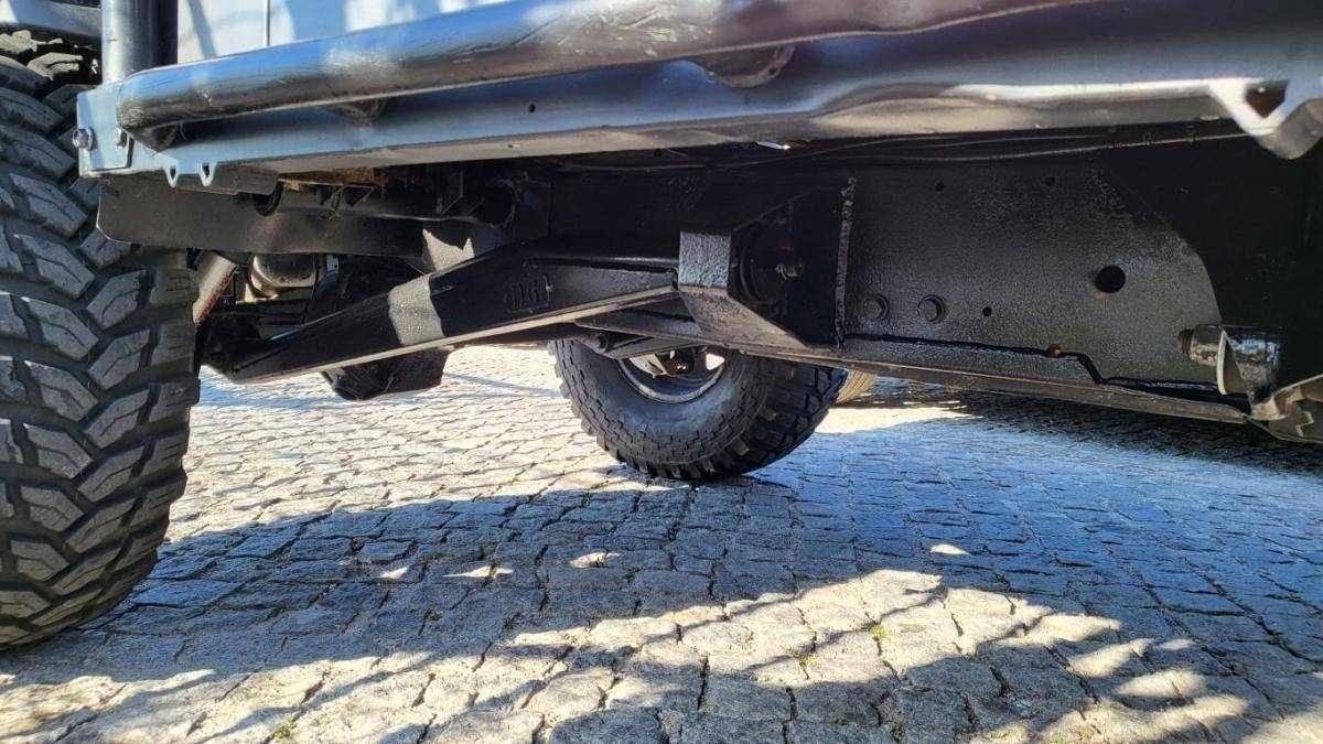 land-rover-defender-2001-diesel-2495cc