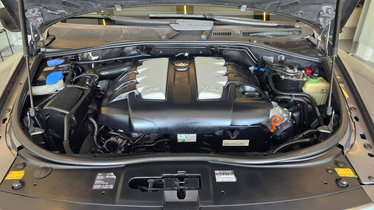 volkswagen-touareg-2006-diesel-2967cc