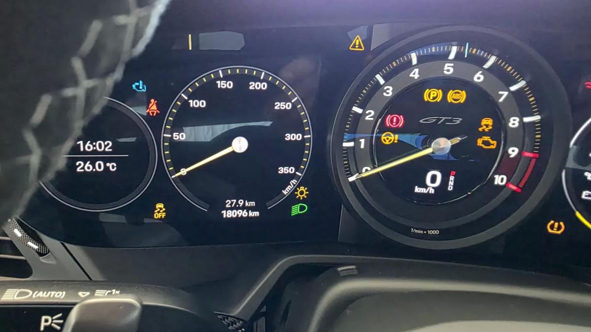 porsche-992-2023-gasolina-3996cc