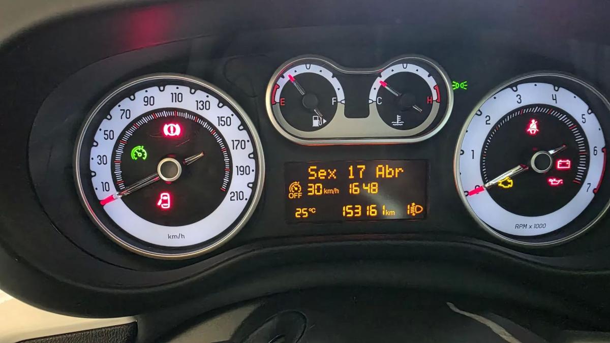 fiat-500l-2013-gasolina-875cc