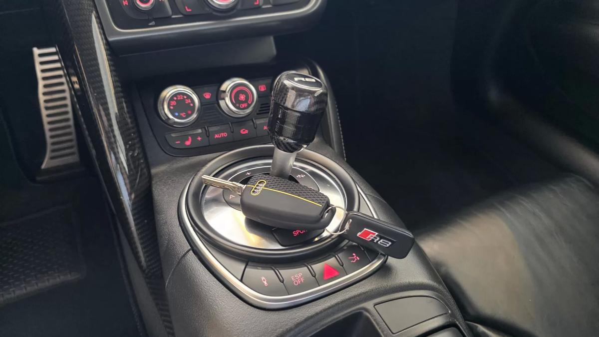 audi-r8-2008-gasolina-4163cc