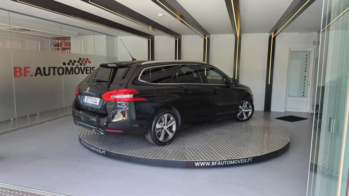 peugeot-308-sw-2017-diesel-1560cc