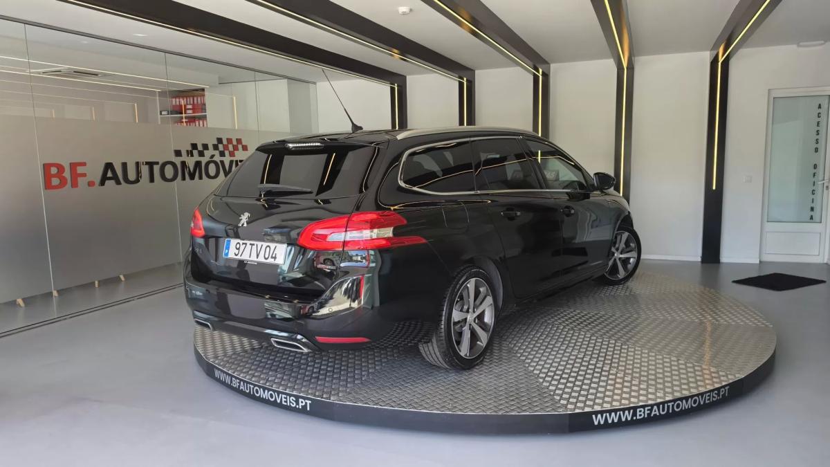 peugeot-308-sw-2017-diesel-1560cc