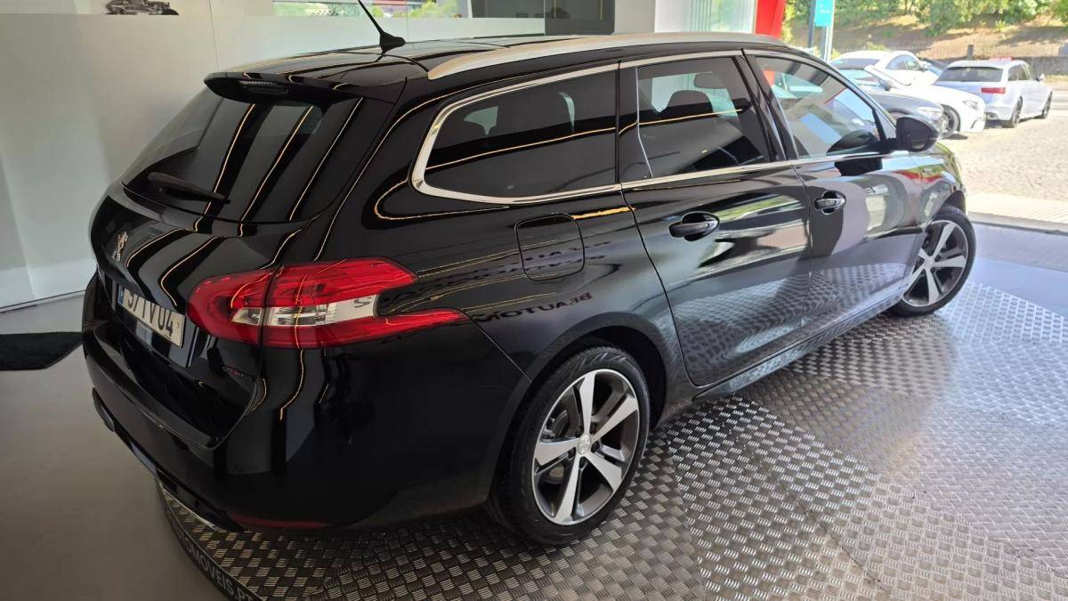 peugeot-308-sw-2017-diesel-1560cc