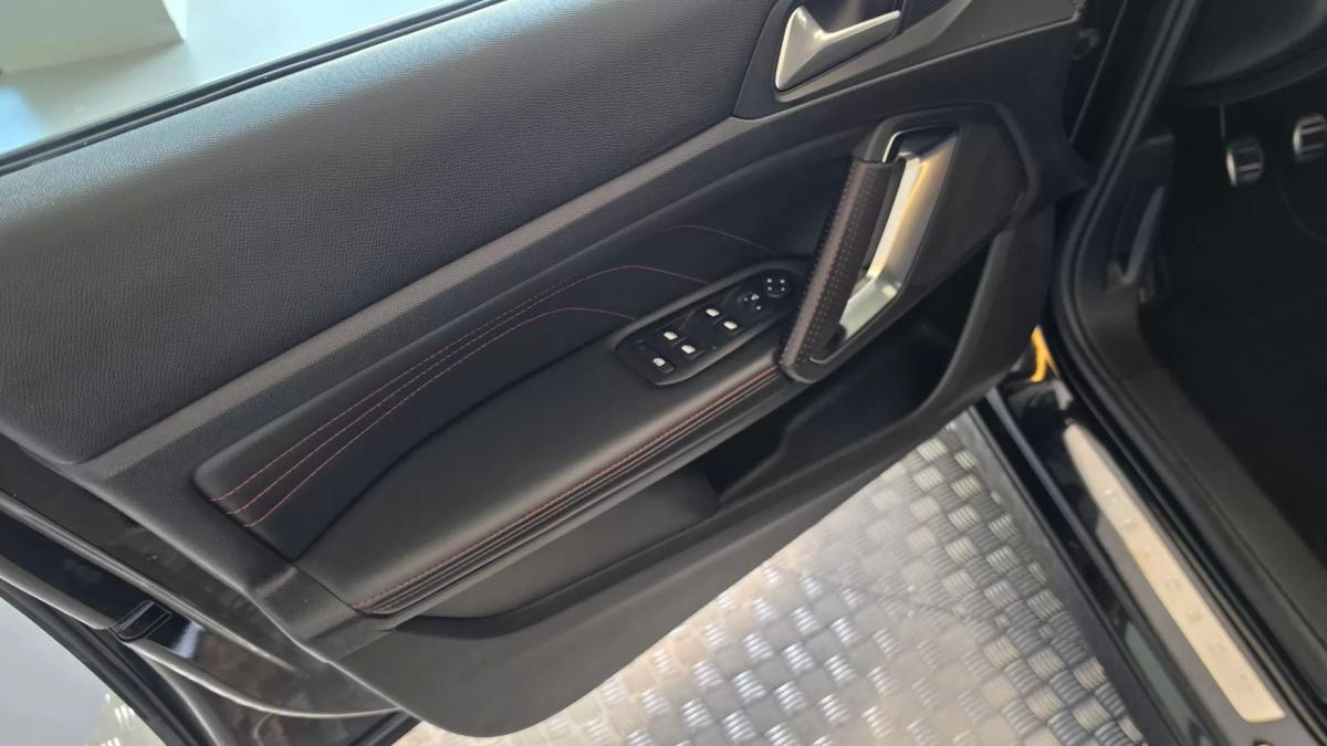peugeot-308-sw-2017-diesel-1560cc