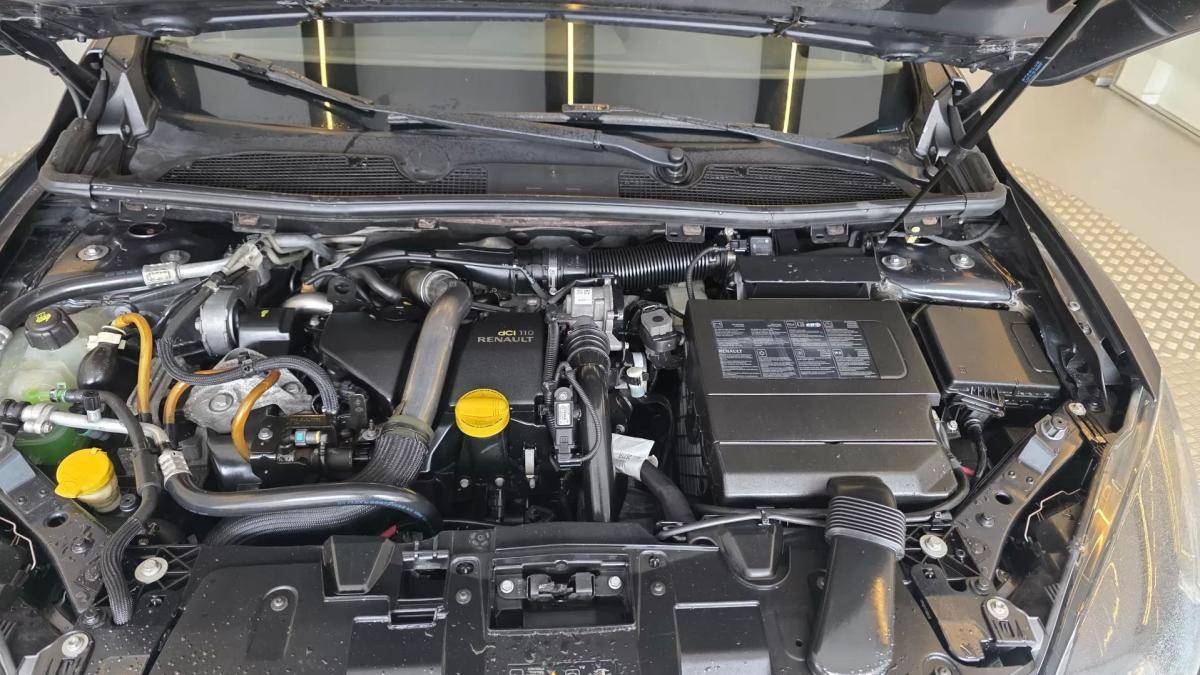 renault-megane-sport-tourer-2010-diesel-1461cc
