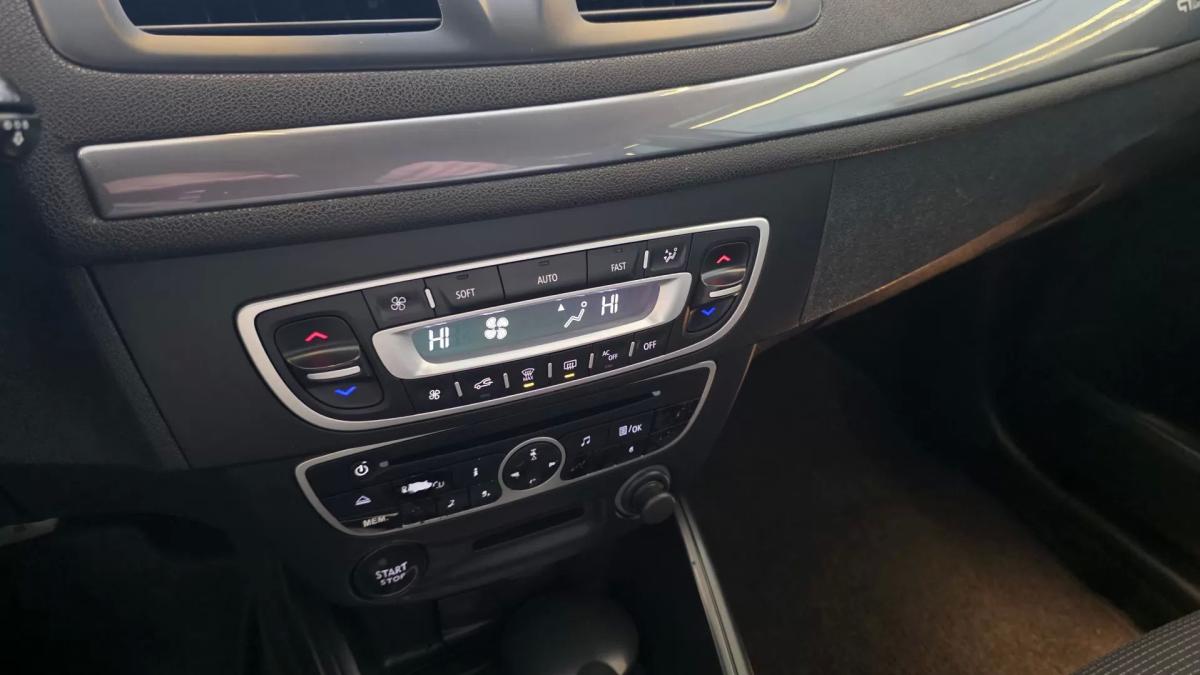 renault-megane-sport-tourer-2010-diesel-1461cc