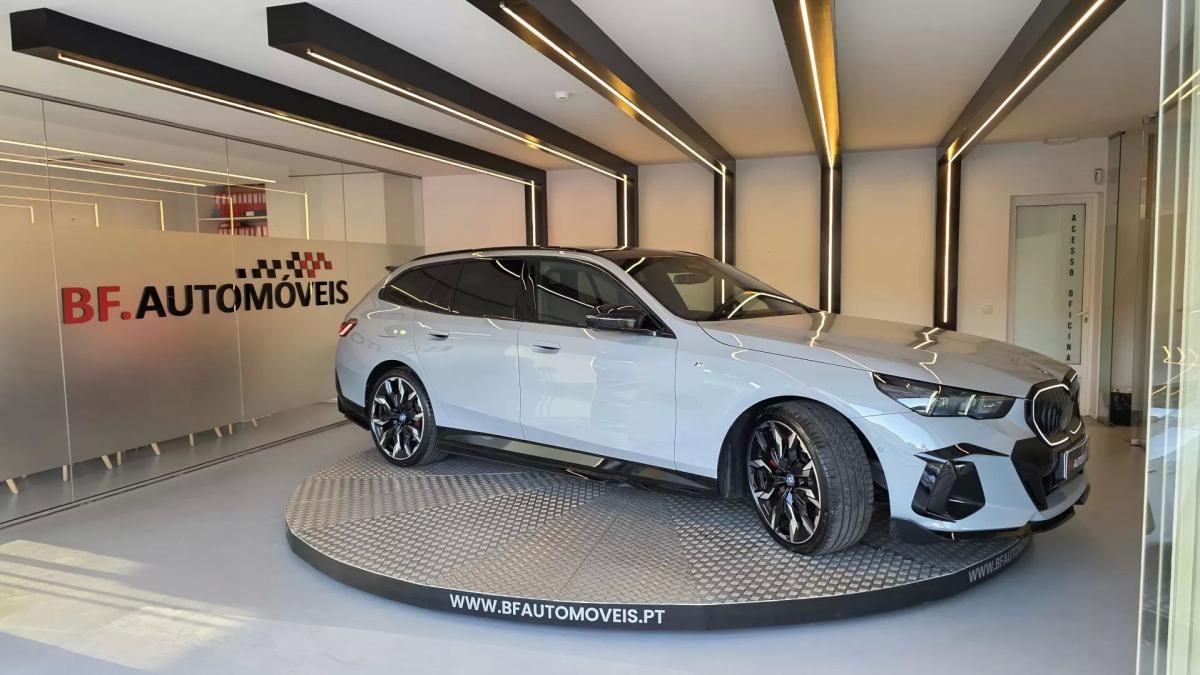 bmw-serie-5-2025-eletrico-200cc