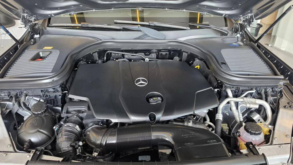 mercedes-benz-glc-2016-diesel-2143cc
