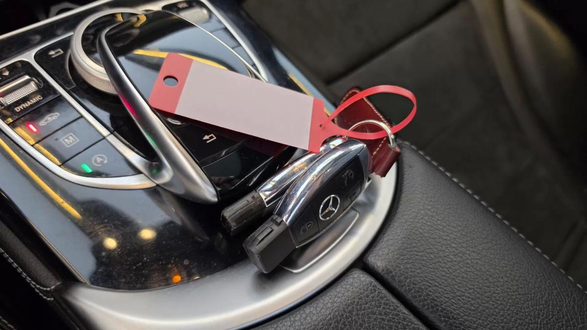 mercedes-benz-glc-2016-diesel-2143cc