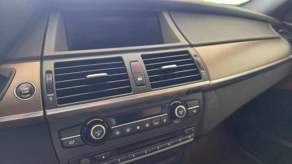 bmw-x6-2011-diesel-2993cc
