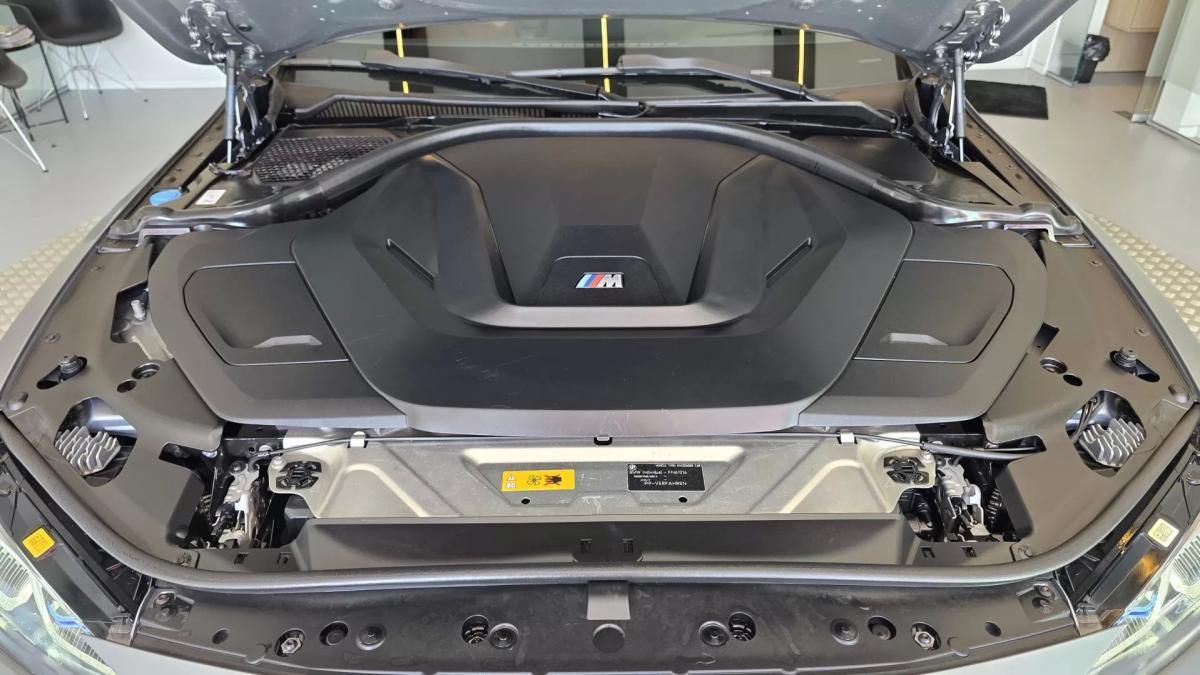 bmw-serie-4-2022-eletrico-200cc