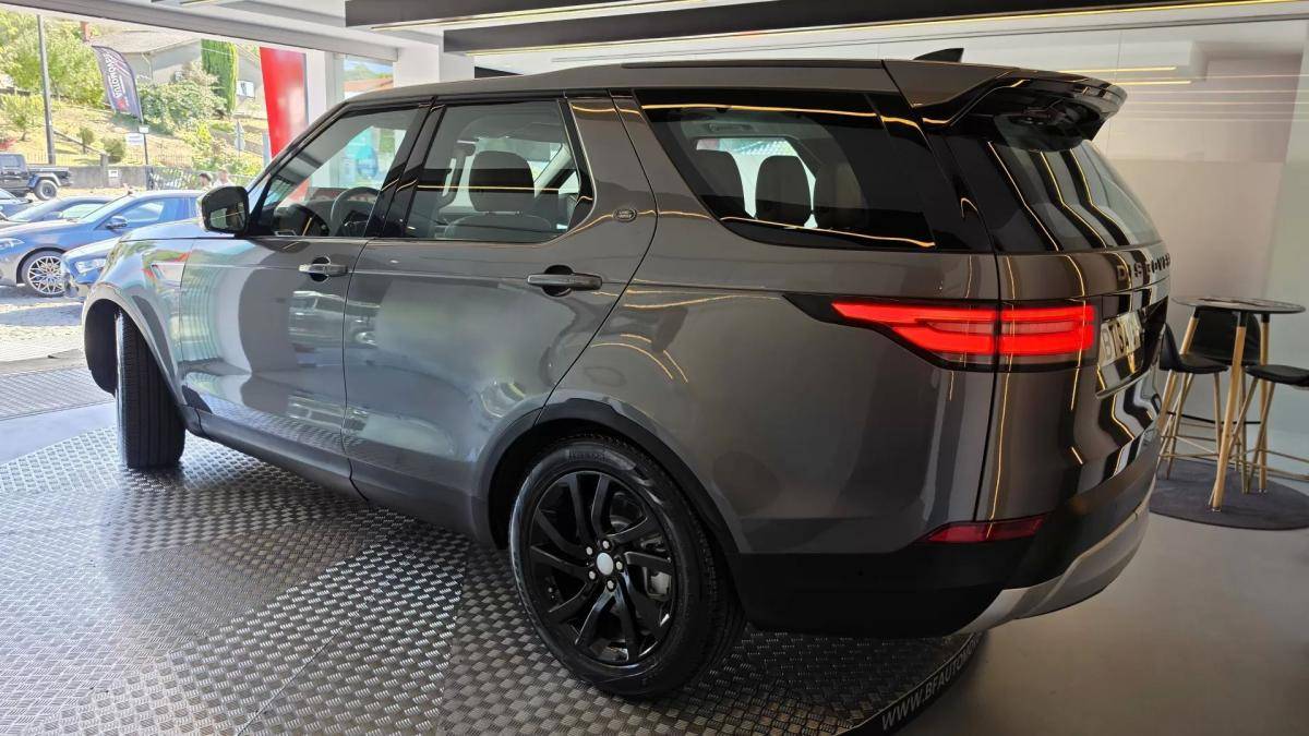 land-rover-discovery-2017-diesel-2993cc